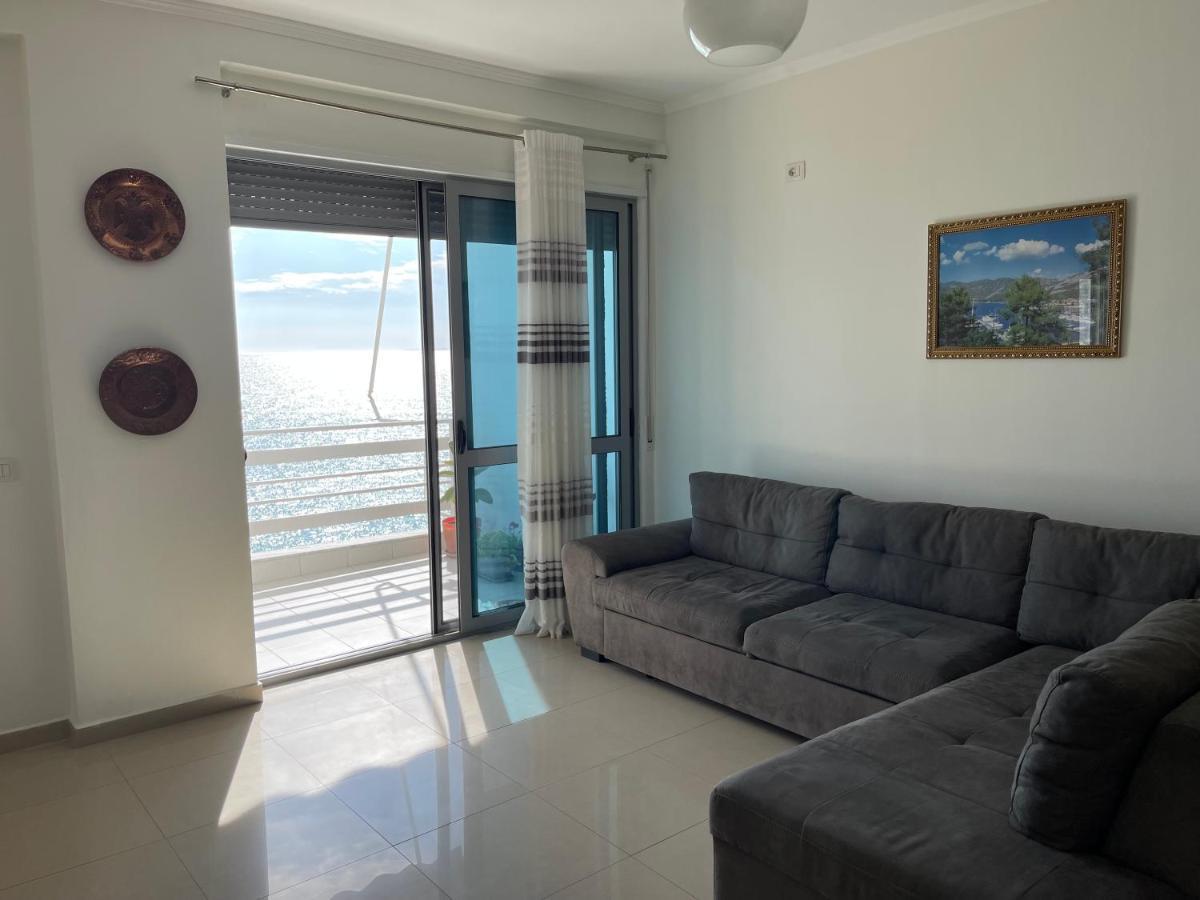 Sina Apartments Sarandë Esterno foto