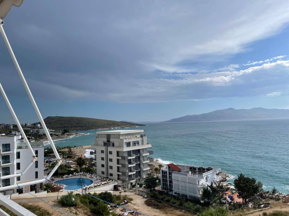 Sina Apartments Sarandë Esterno foto