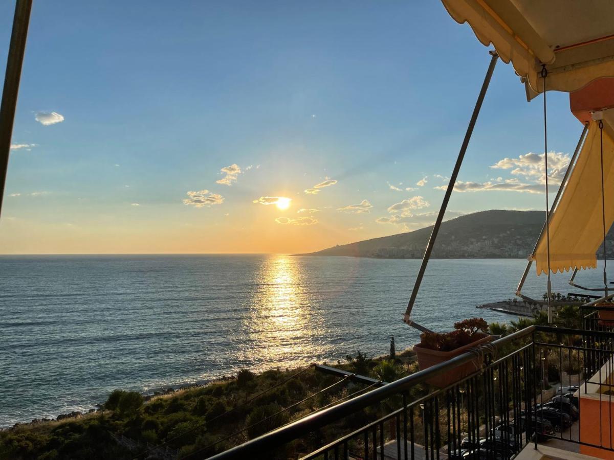 Sina Apartments Sarandë Esterno foto