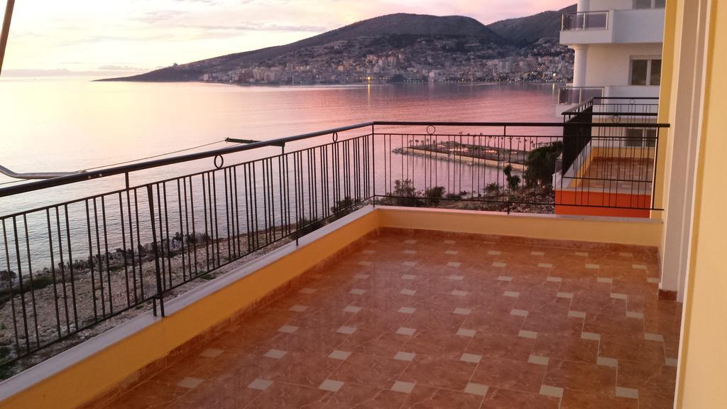 Sina Apartments Sarandë Esterno foto