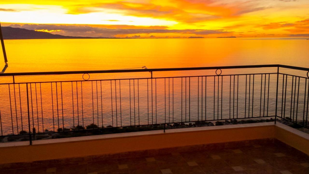 Sina Apartments Sarandë Esterno foto